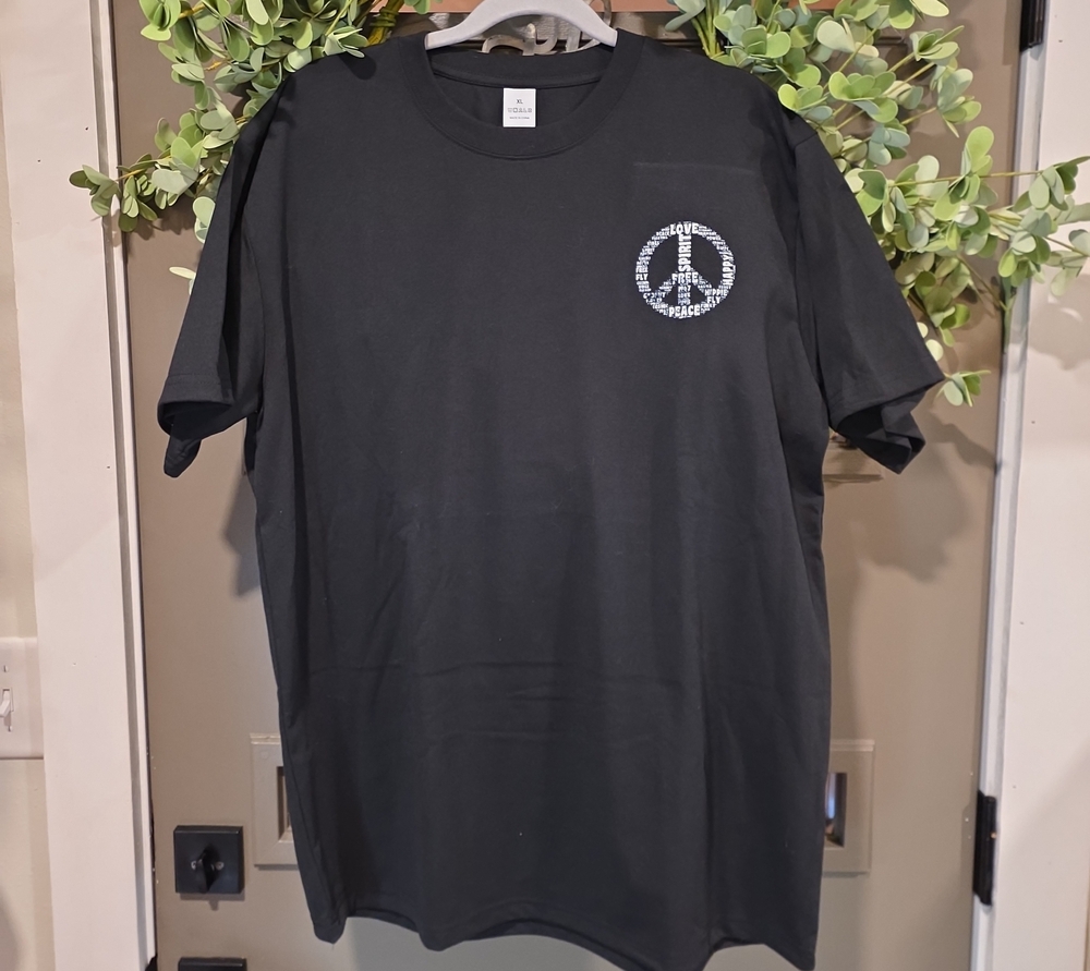 Men's Black Peace Symbol Graphic T-Shirt. New.